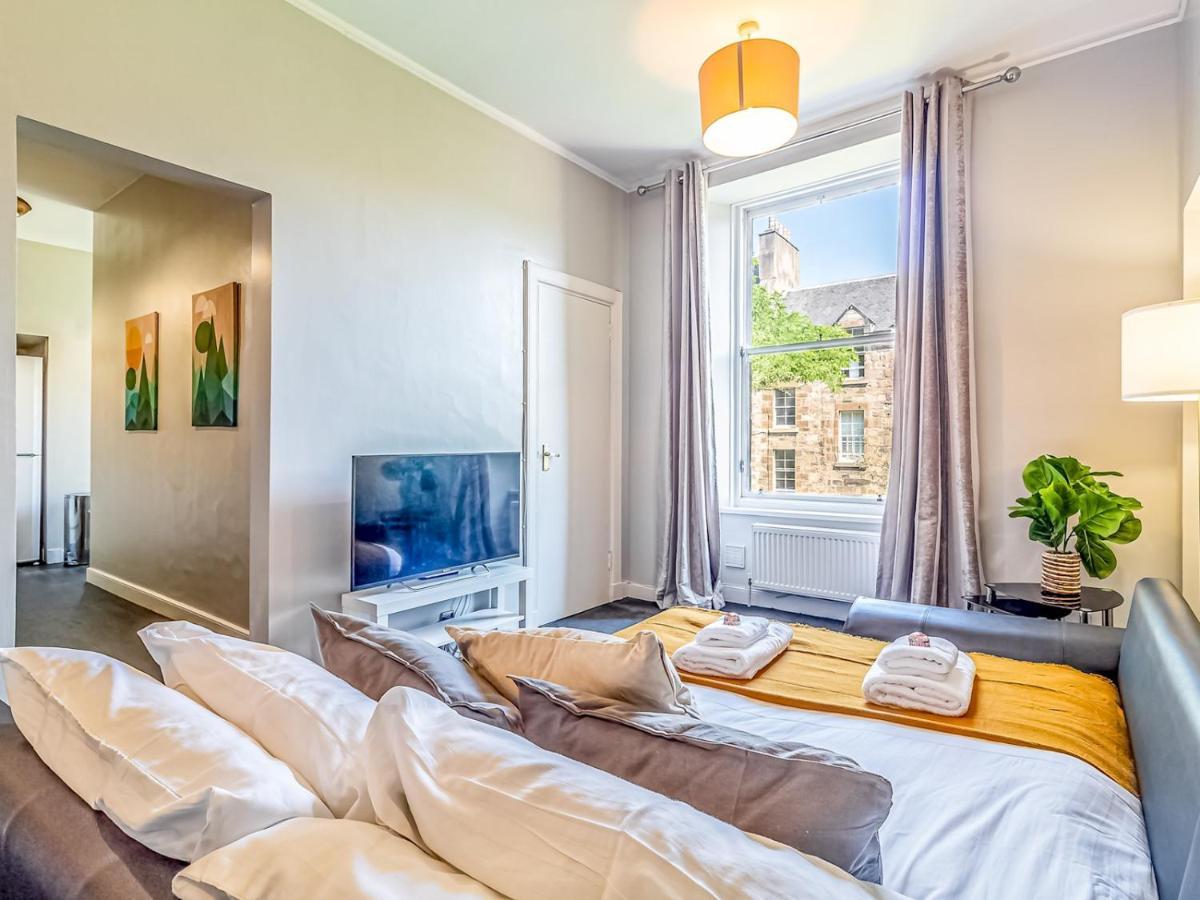 Pass The Keys Spacious And Homely Flat On The Royal Mile Edinburgh Ngoại thất bức ảnh