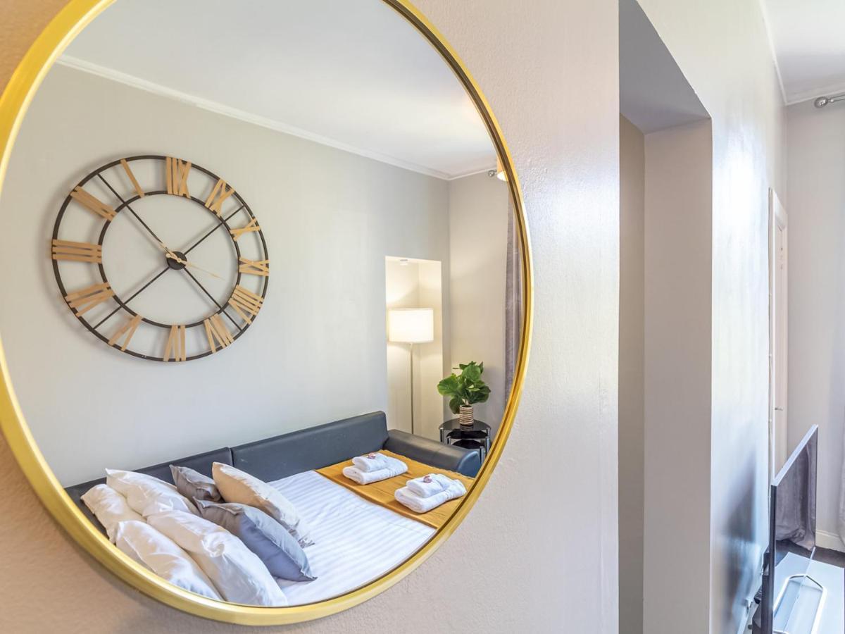 Pass The Keys Spacious And Homely Flat On The Royal Mile Edinburgh Ngoại thất bức ảnh