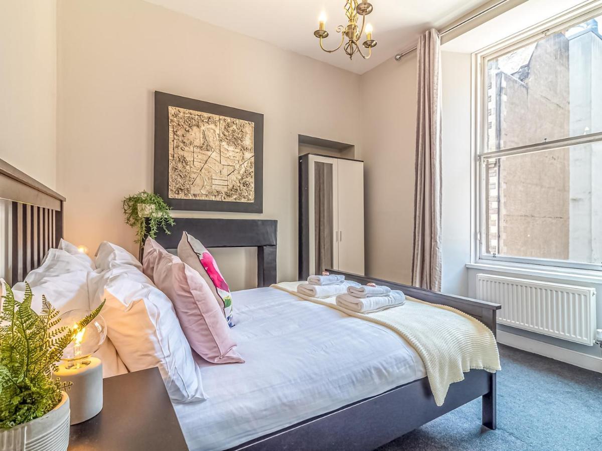 Pass The Keys Spacious And Homely Flat On The Royal Mile Edinburgh Ngoại thất bức ảnh